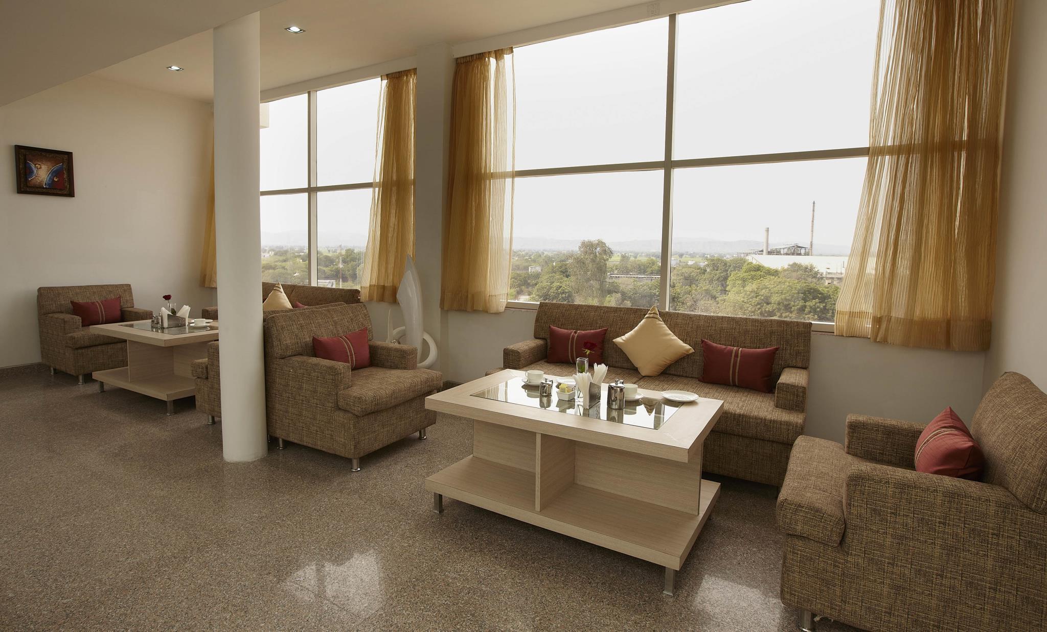 Days Hotel By Wyndham Neemrana Wnętrze zdjęcie