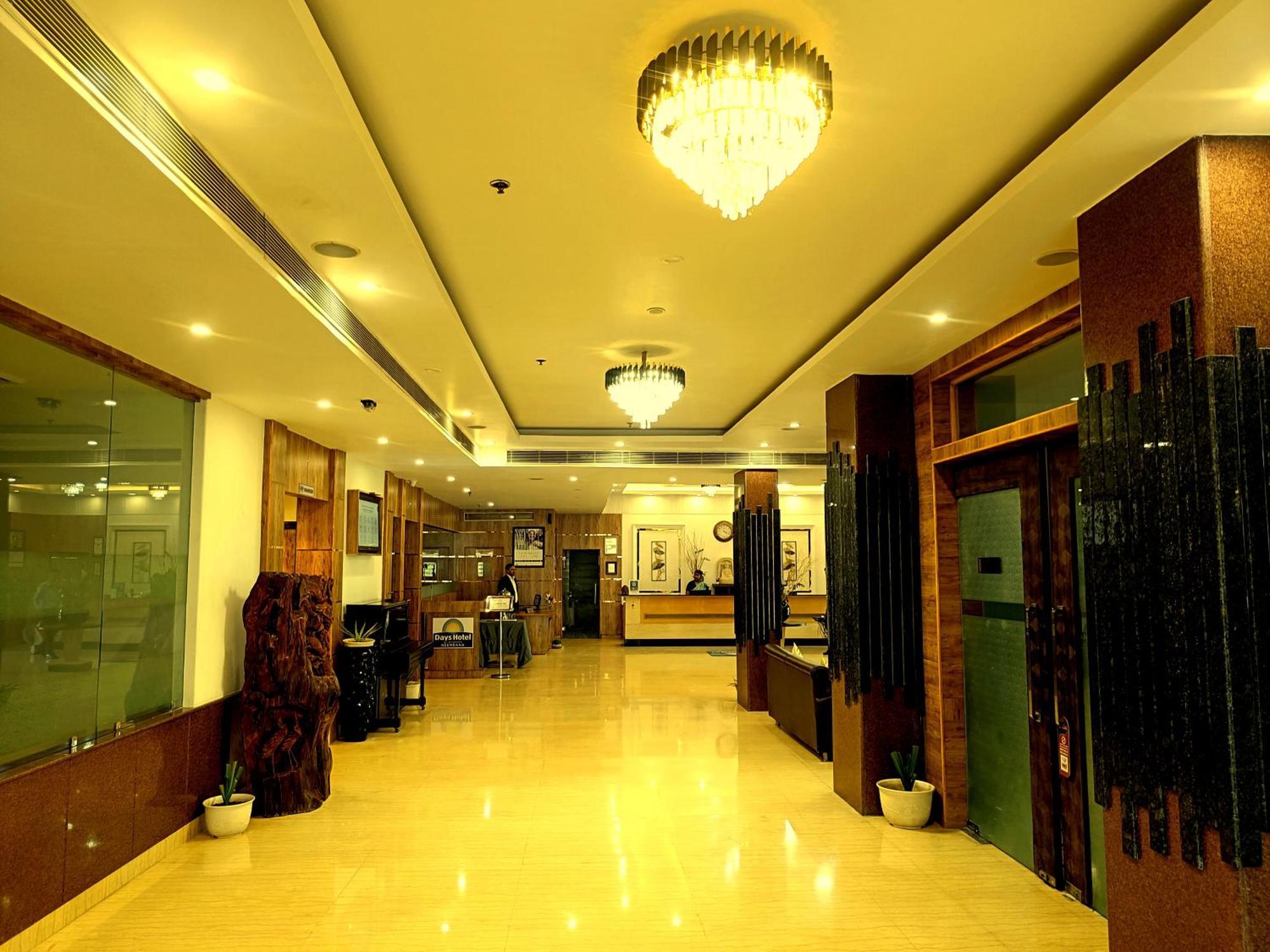 Days Hotel By Wyndham Neemrana Zewnętrze zdjęcie