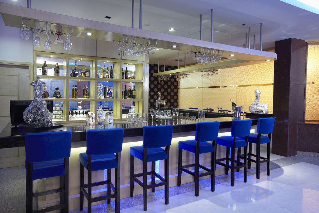 Days Hotel By Wyndham Neemrana Zewnętrze zdjęcie