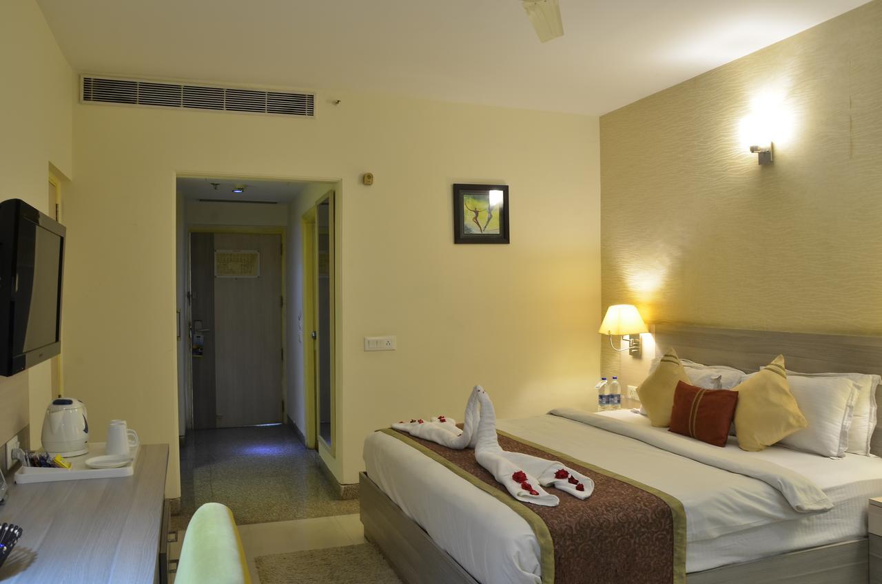 Days Hotel By Wyndham Neemrana Zewnętrze zdjęcie